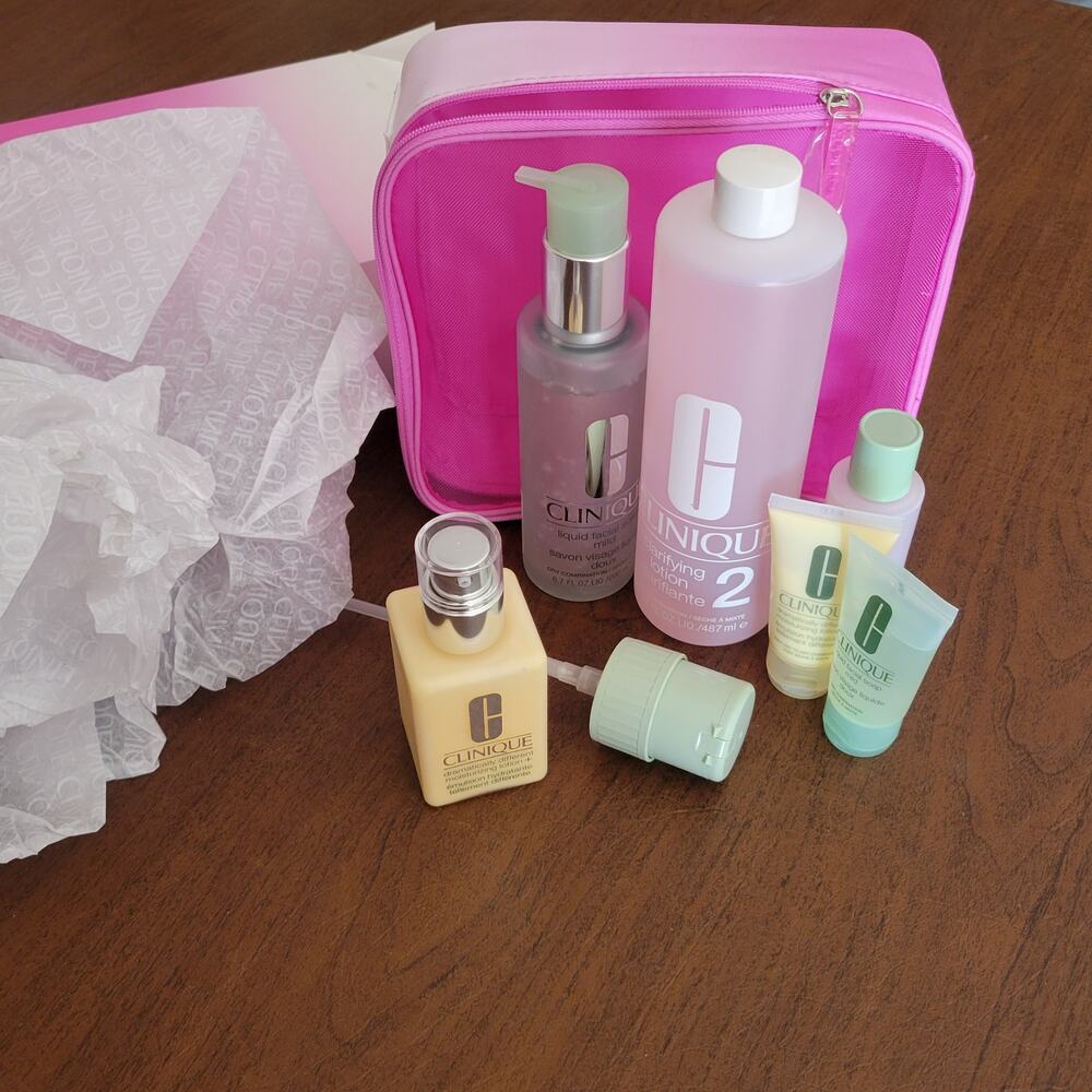 Clinique Great Skin Everywhere Skincare Set New, open box, never been used